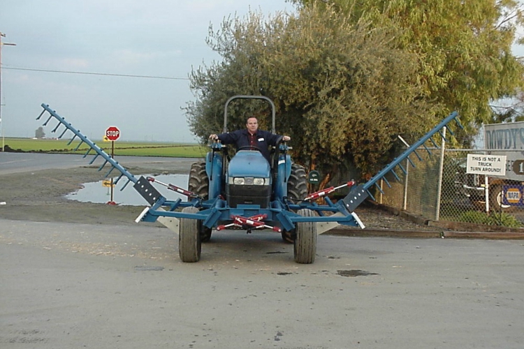 Freestall Rake Compost / Manure Model  SS16 tulare